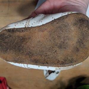 mon Petit Shoes - Mon Petit leather baby Mary Jane's size 4 toddler mon Petit Shoes - Mon Petit leather baby Mary Jane's size 4 toddler